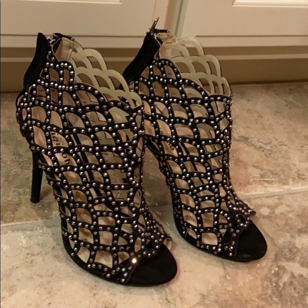 Black Jeweled Formal Heels
